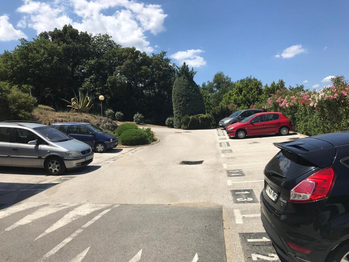 Studio Climatise Piscine Parking - Prix Du Voyageur 2023 Et 2024 ! Merci 코골렝 외부 사진